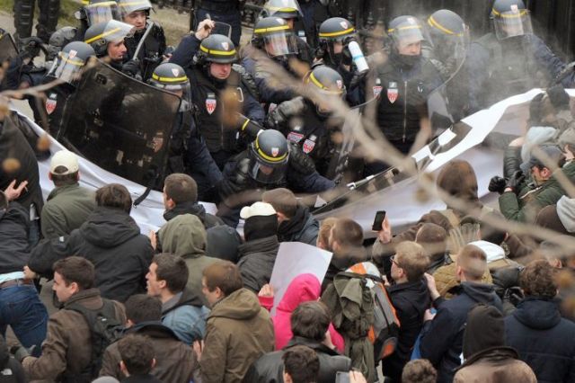 Anti-gay marriage protest - Paris