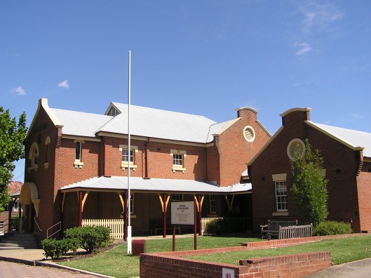 Cowra Court House